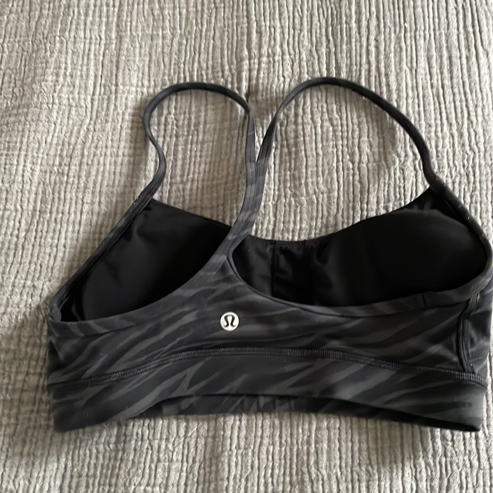 Lululemon Flow Y Bra - Picture 2 of 4